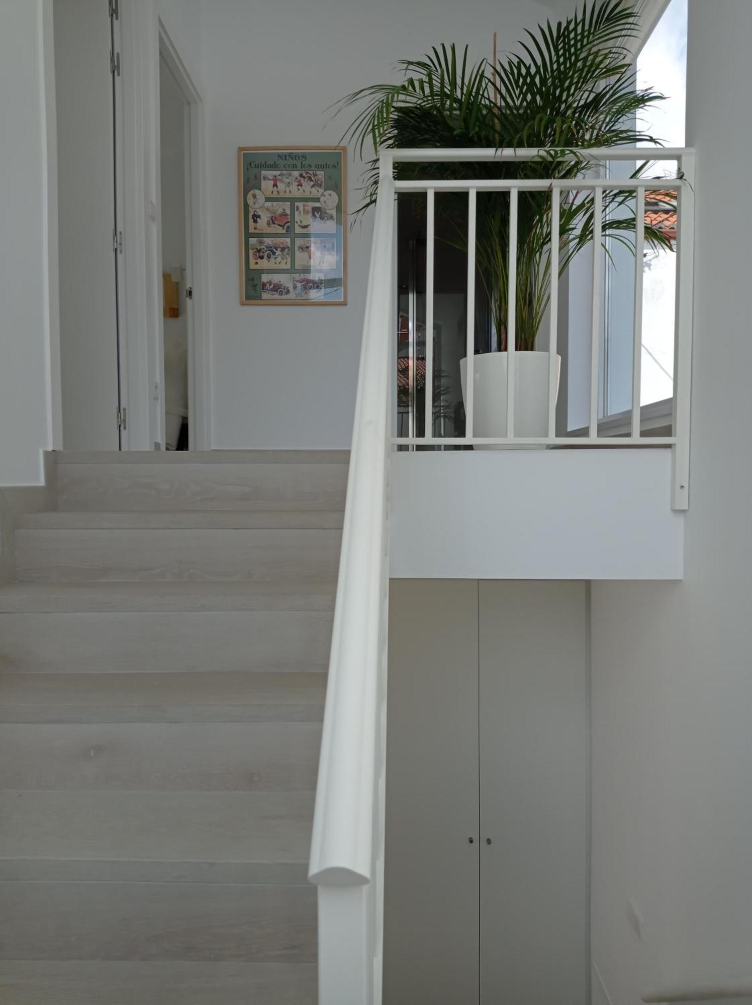 Casas Turisticas Lar Jardin - Parking Privado Santiago de Compostela Exterior photo