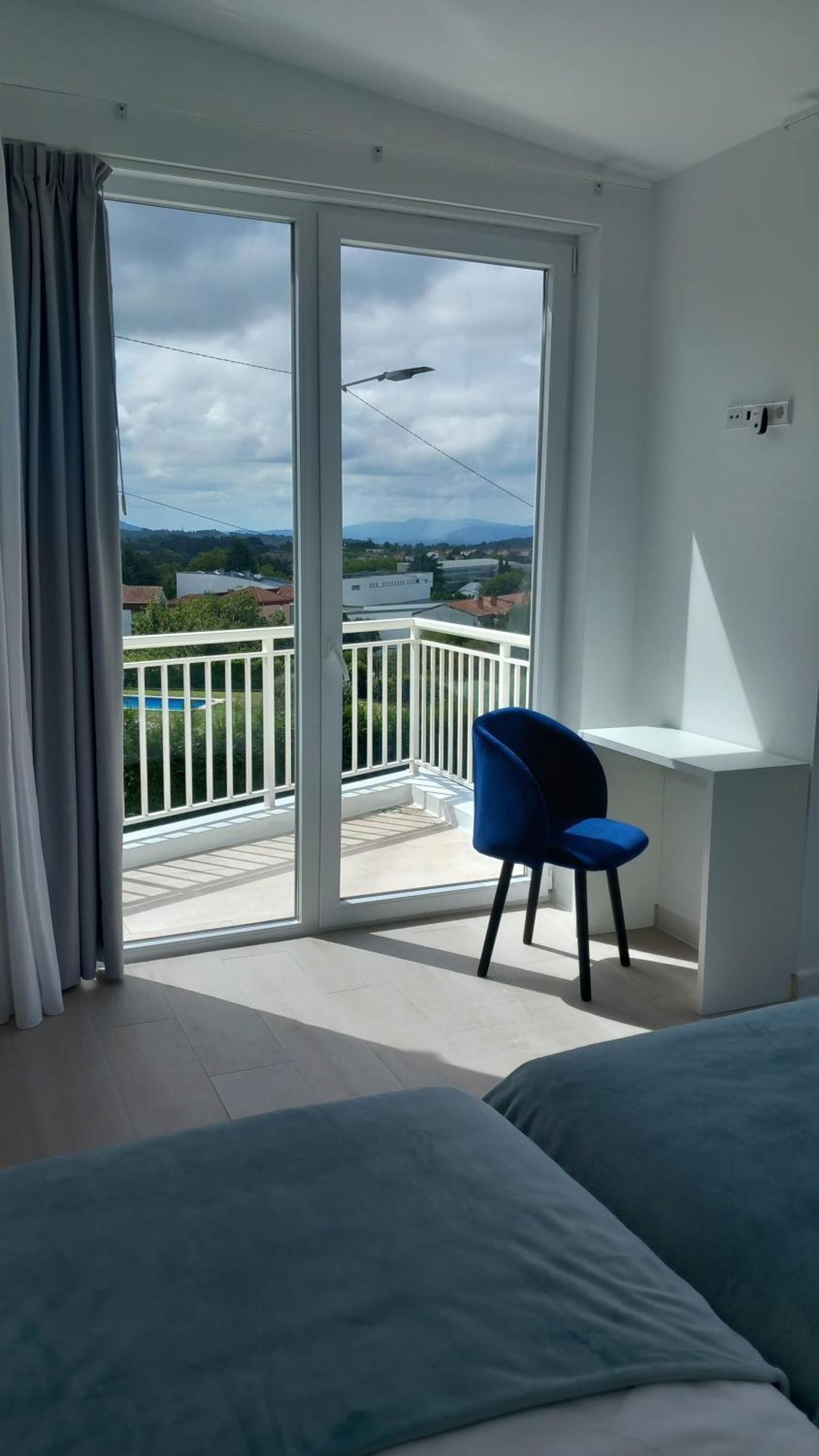 Casas Turisticas Lar Jardin - Parking Privado Santiago de Compostela Exterior photo