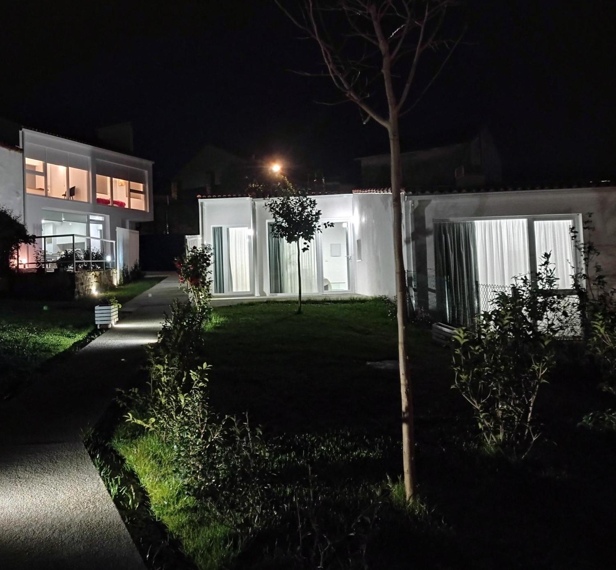 Casas Turisticas Lar Jardin - Parking Privado Santiago de Compostela Exterior photo