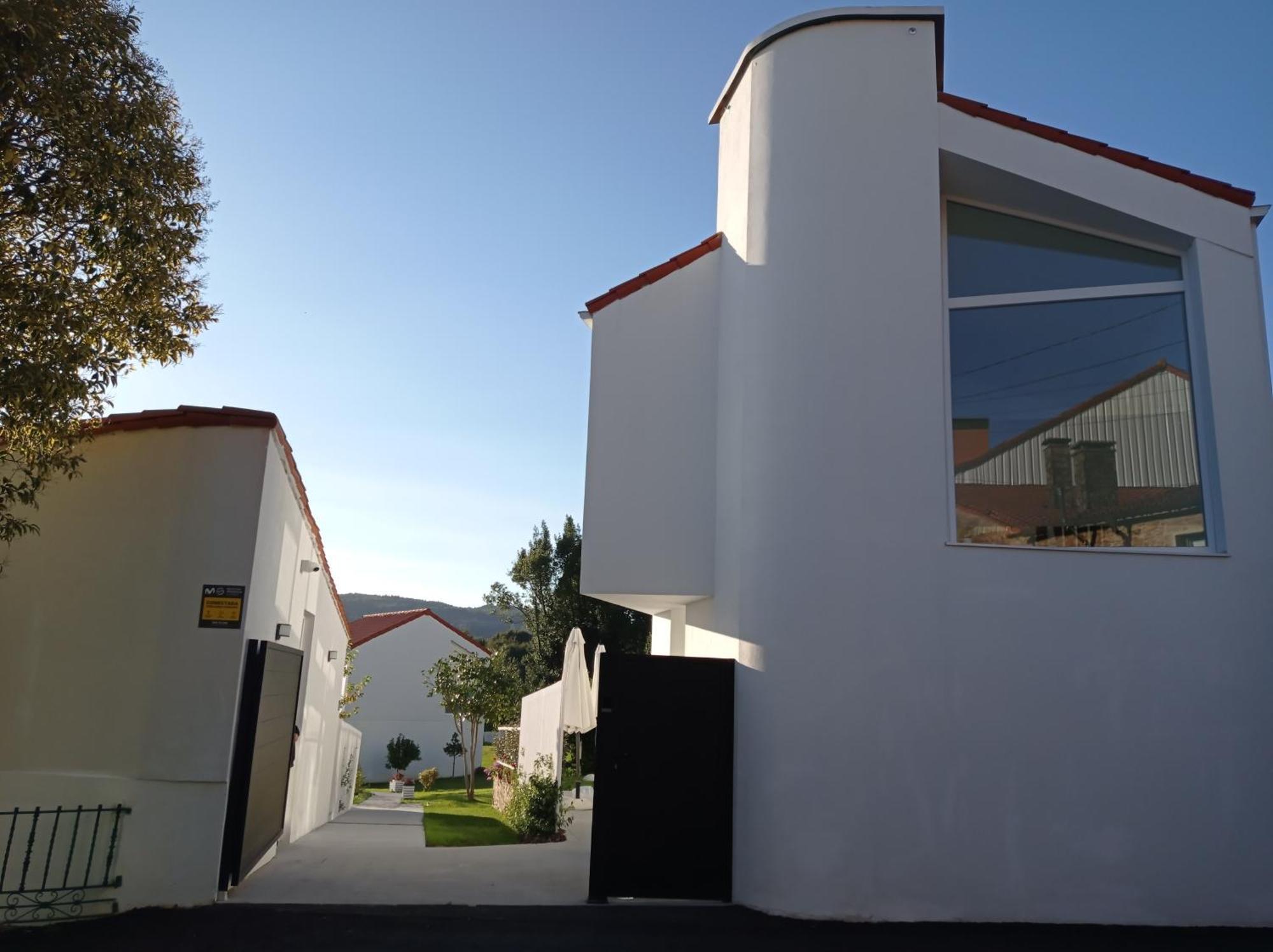 Casas Turisticas Lar Jardin - Parking Privado Santiago de Compostela Exterior photo